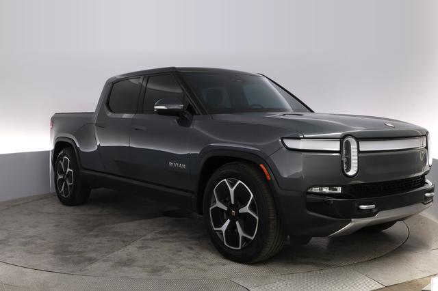 2023 Rivian R1T — photo 10 of 21
