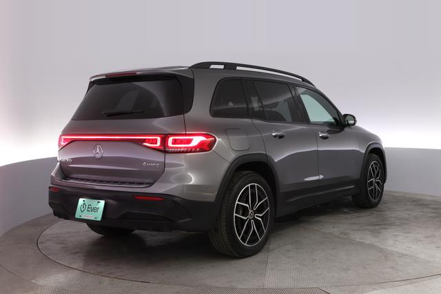 2023 Mercedes-Benz EQB — photo 2 of 19