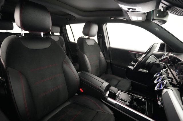 2023 Mercedes-Benz EQB — photo 17 of 19