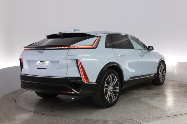 2024 Cadillac Lyriq — photo 2 of 20
