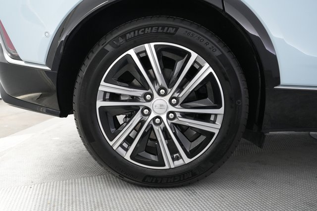 2024 Cadillac Lyriq — photo 17 of 20