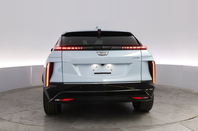 2024 Cadillac Lyriq — photo 12 of 20