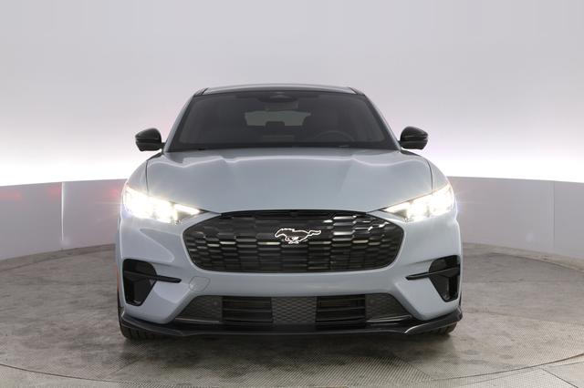 2025 Ford Mustang Mach-E — photo 9 of 21