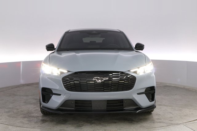 2025 Ford Mustang Mach-E — photo 9 of 21