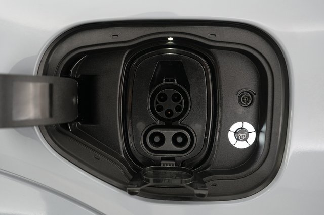 2025 Ford Mustang Mach-E — photo 8 of 21