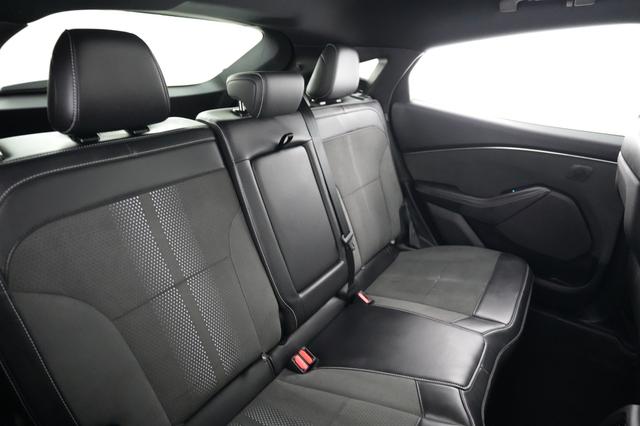 2025 Ford Mustang Mach-E — photo 4 of 21