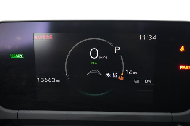 2025 Toyota bZ4X — photo 5 of 20