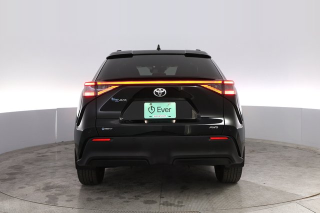 2025 Toyota bZ4X — photo 12 of 20