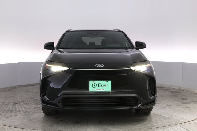 2025 Toyota bZ4X — photo 9 of 20