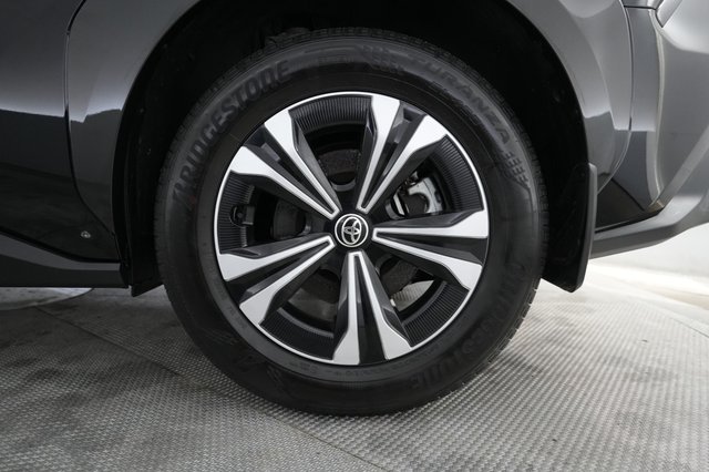 2025 Toyota bZ4X — photo 7 of 20