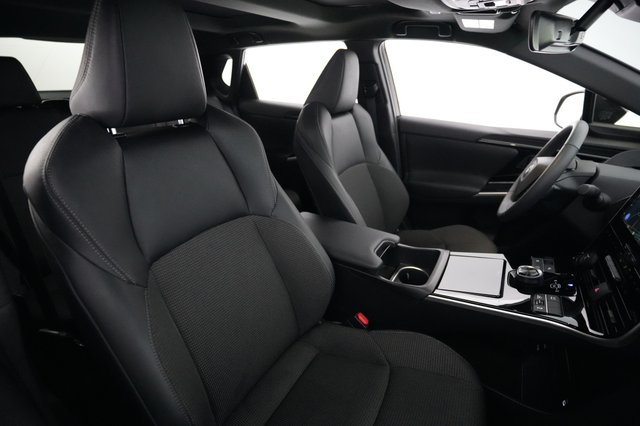 2025 Toyota bZ4X — photo 18 of 20