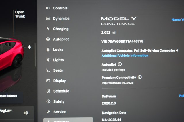 2026 Tesla Model Y — photo 5 of 21