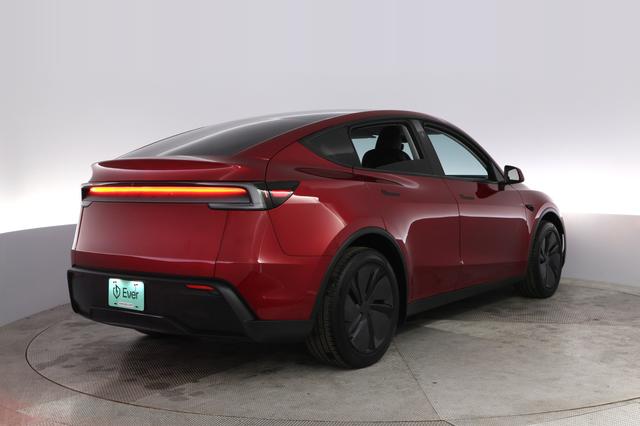 2026 Tesla Model Y — photo 2 of 21
