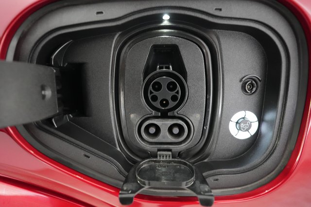 2021 Ford Mustang Mach-E — photo 8 of 21
