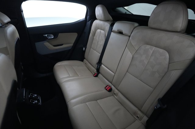 2021 Polestar 2 — photo 19 of 21