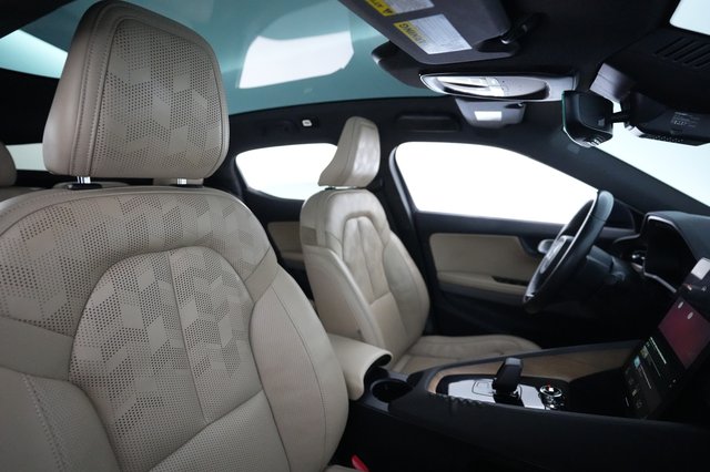 2021 Polestar 2 — photo 18 of 21