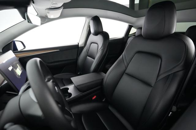 2023 Tesla Model Y — photo 3 of 21