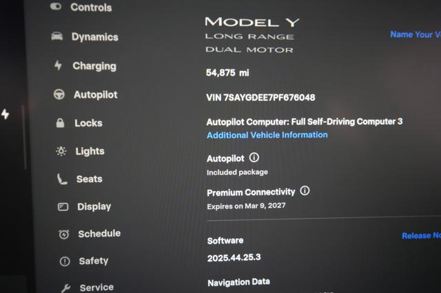 2023 Tesla Model Y — photo 5 of 21