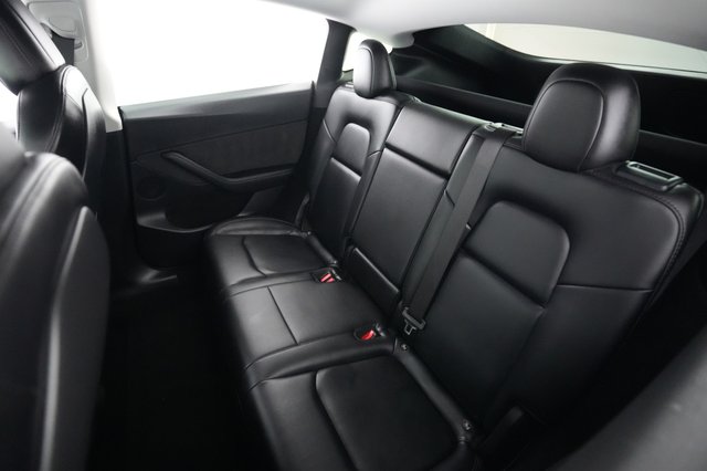 2023 Tesla Model Y — photo 19 of 21