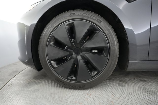 2024 Tesla Model 3 — photo 15 of 21