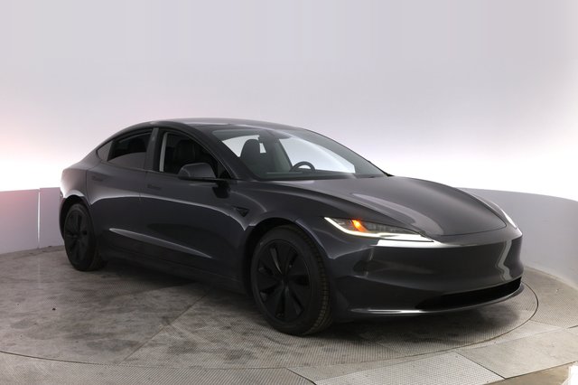 2024 Tesla Model 3 — photo 10 of 21