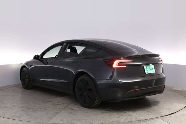 2024 Tesla Model 3 — photo 13 of 21
