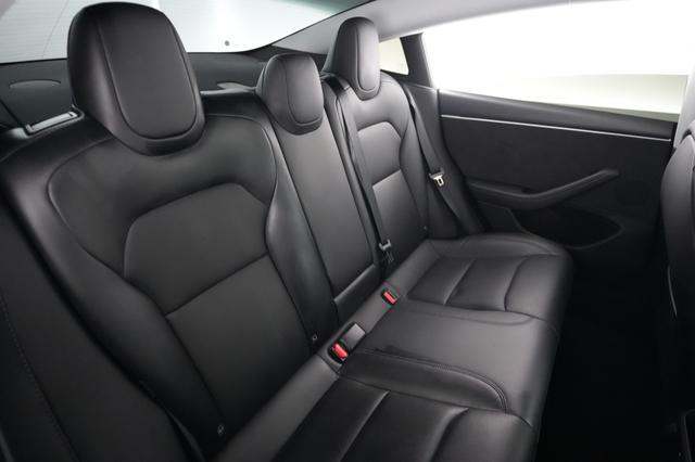 2024 Tesla Model 3 — photo 4 of 21