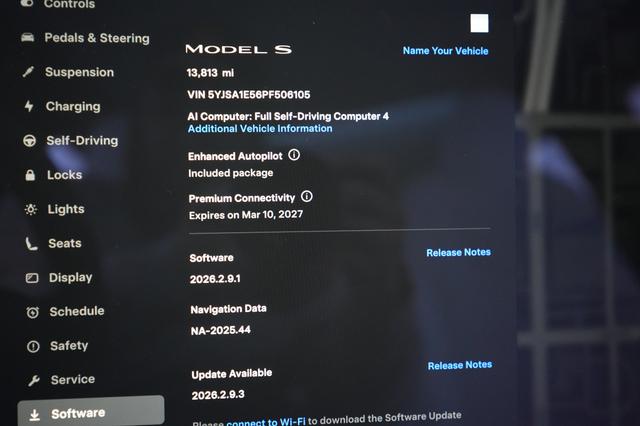 2023 Tesla Model S — photo 5 of 24