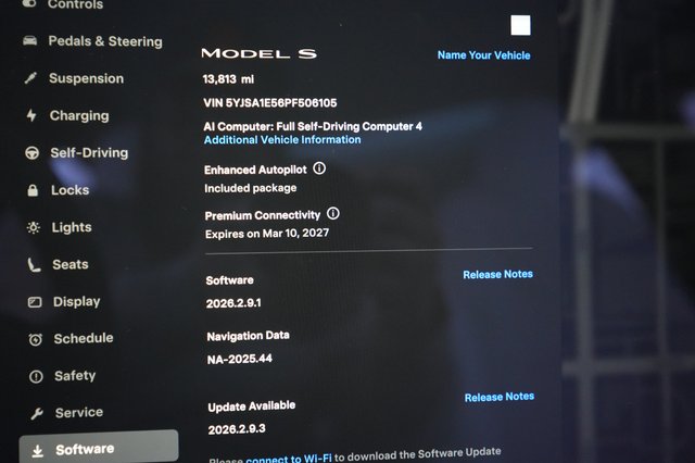 2023 Tesla Model S — photo 5 of 24