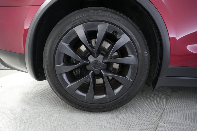 2023 Tesla Model X — photo 17 of 23