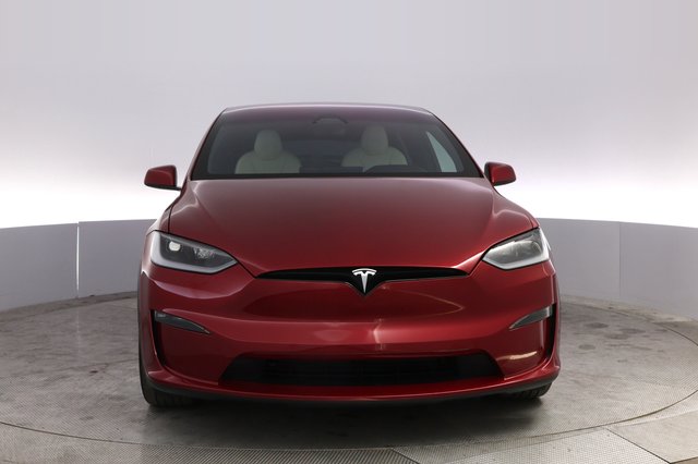 2023 Tesla Model X — photo 9 of 23