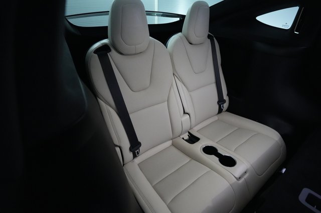 2023 Tesla Model X — photo 20 of 23