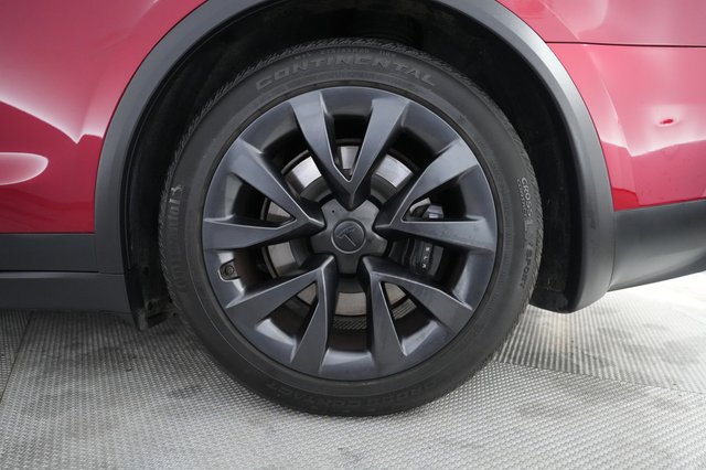 2023 Tesla Model X — photo 7 of 23