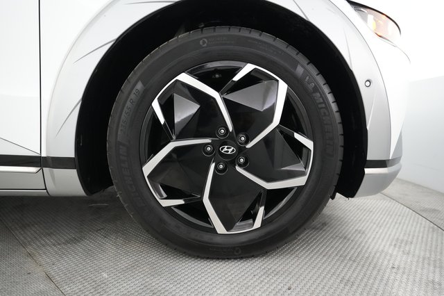 2024 Hyundai IONIQ 5 — photo 16 of 21
