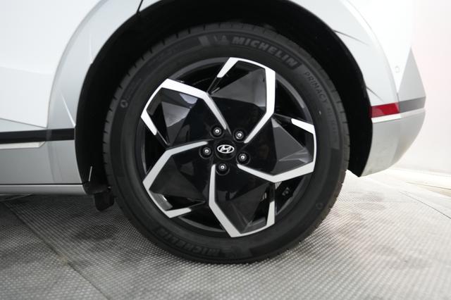 2024 Hyundai IONIQ 5 — photo 7 of 21