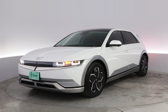 2024 Hyundai IONIQ 5 — VIN KM8KR4DE3RU266061