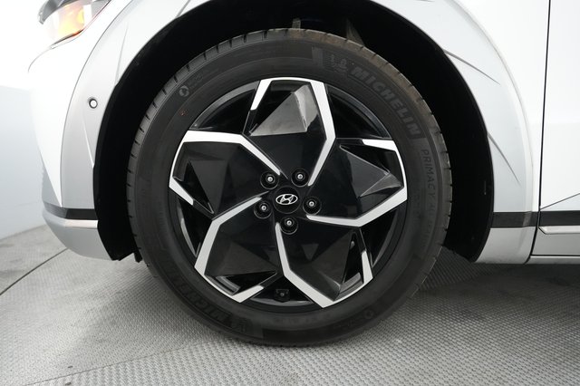 2024 Hyundai IONIQ 5 — photo 15 of 21