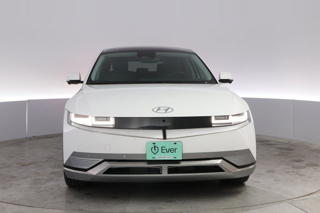 2024 Hyundai IONIQ 5 — photo 9 of 21