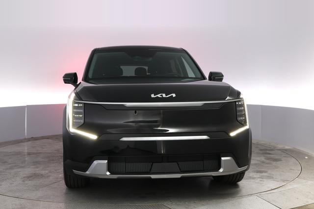 2024 Kia EV9 — photo 9 of 23