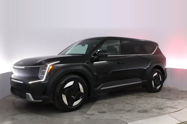 2024 Kia EV9 — photo 14 of 23