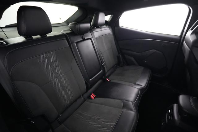 2022 Ford Mustang Mach-E — photo 4 of 21