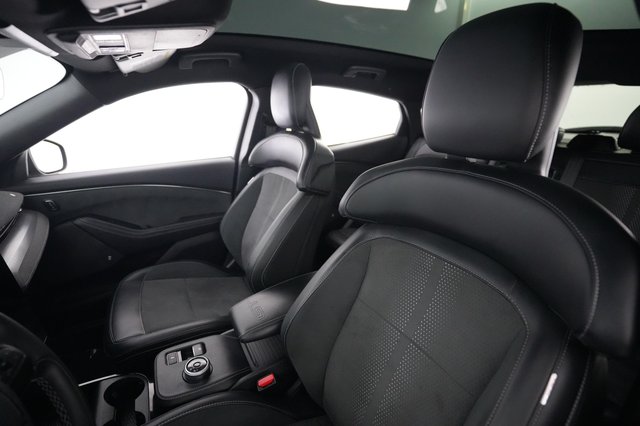2022 Ford Mustang Mach-E — photo 3 of 21