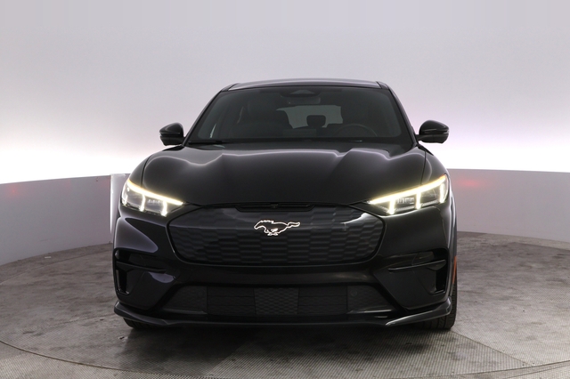 2022 Ford Mustang Mach-E