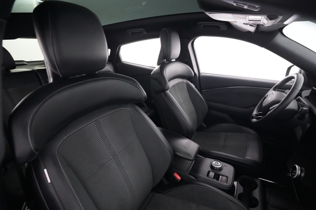 2022 Ford Mustang Mach-E