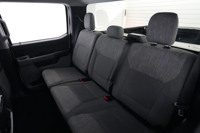 2022 Ford F-150 Lightning — photo 13 of 16