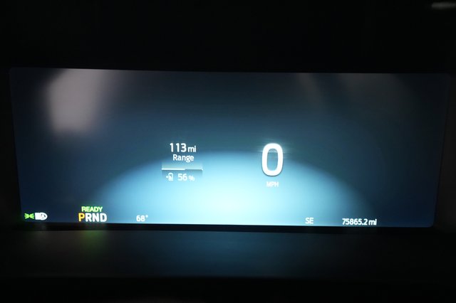 2022 Ford F-150 Lightning — photo 5 of 16