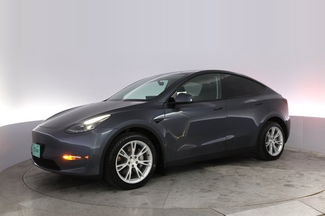 2023 Tesla Model Y — photo 14 of 21