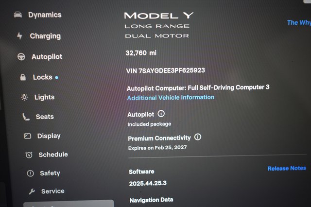 2023 Tesla Model Y — photo 5 of 21