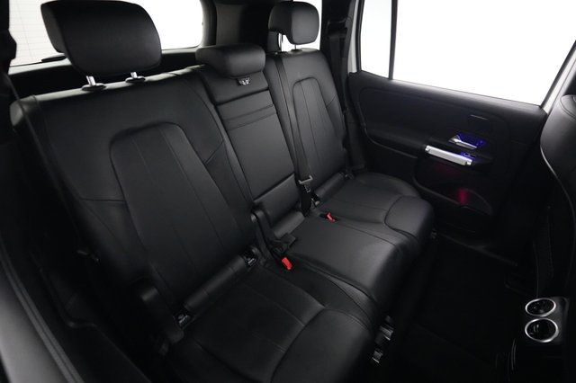 2023 Mercedes-Benz EQB — photo 4 of 20
