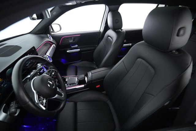2023 Mercedes-Benz EQB — photo 3 of 20